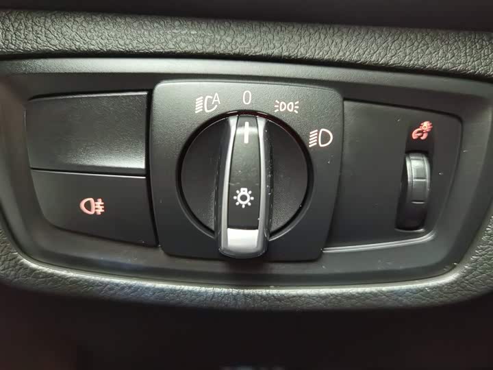 Фото 21 - BMW 1 Series