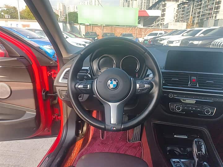 Фото 11 - BMW 1 Series