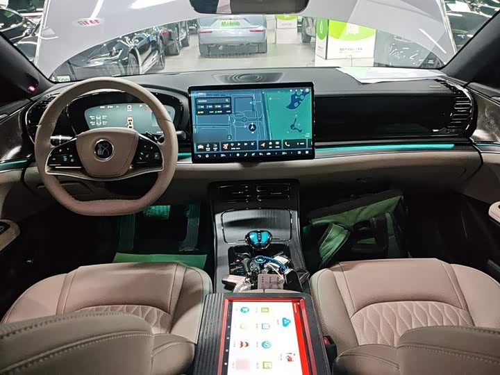 Фото 9 - BYD Han