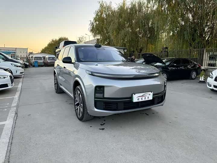 Фото 2 - LiXiang L9