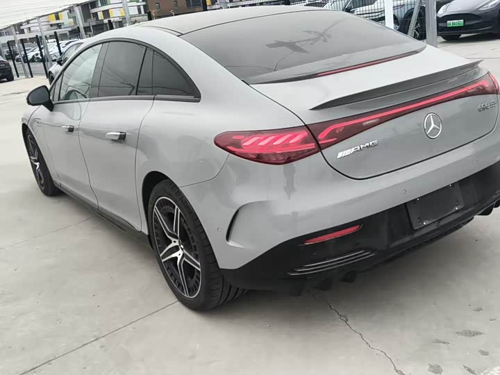 Фото 5 - Mercedes-Benz EQE AMG