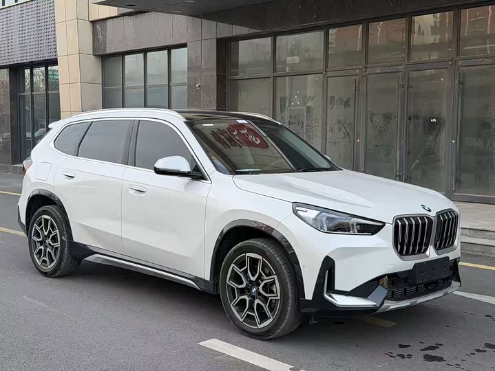 Фото 3 - BMW X1
