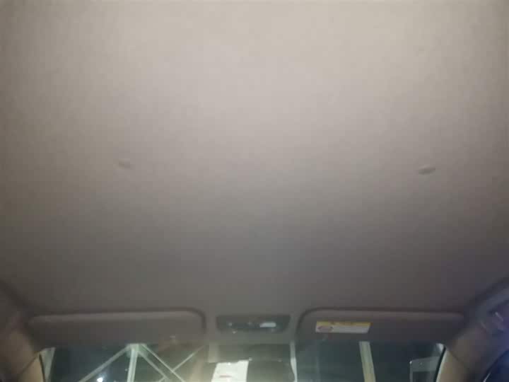 Фото 8 - Toyota Yaris L Hatchback