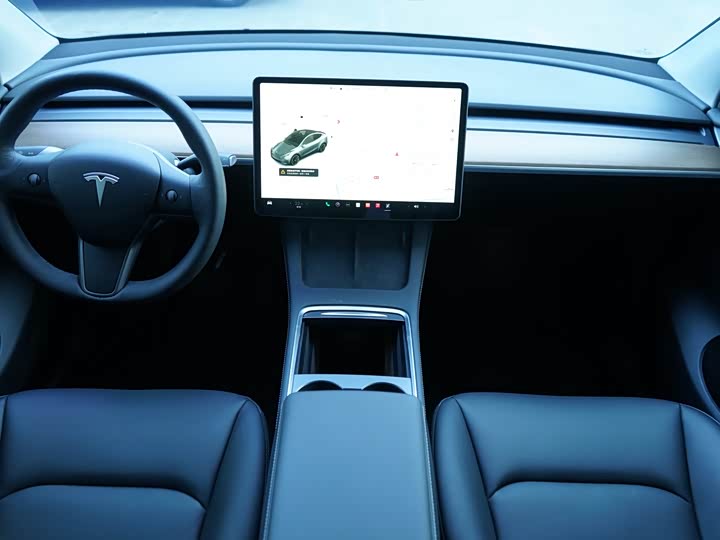 Фото 6 - Tesla Model Y