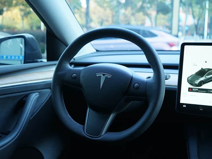 Фото 7 - Tesla Model Y