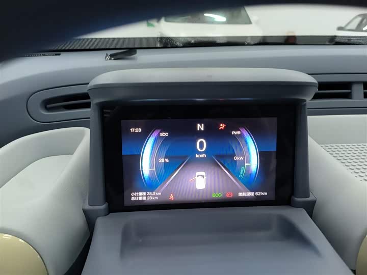 Фото 12 - Bestune Pony