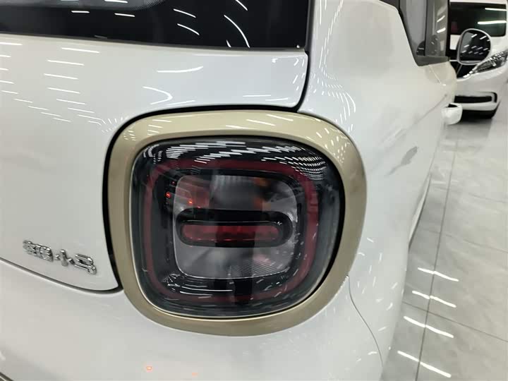 Фото 8 - Bestune Pony