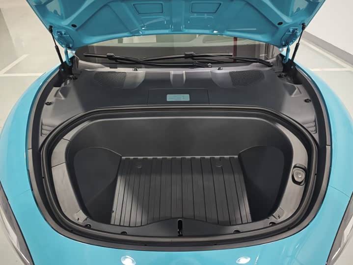 Фото 8 - Xiaomi SU7