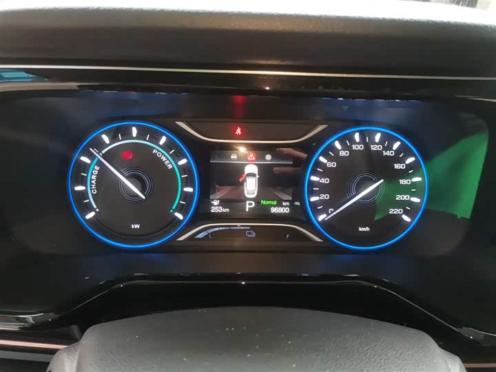 Фото 12 - GAC Aion S