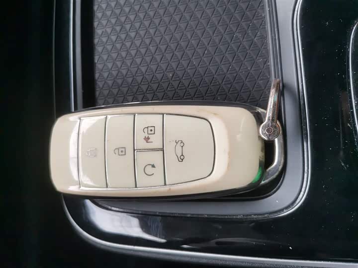 Фото 9 - GAC Aion S