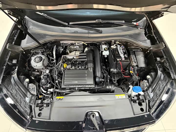 Фото 16 - Volkswagen Tayron