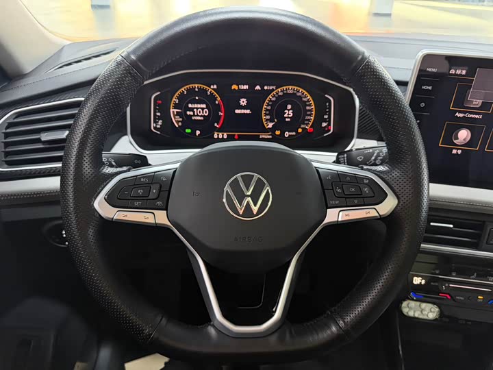 Фото 21 - Volkswagen Tayron