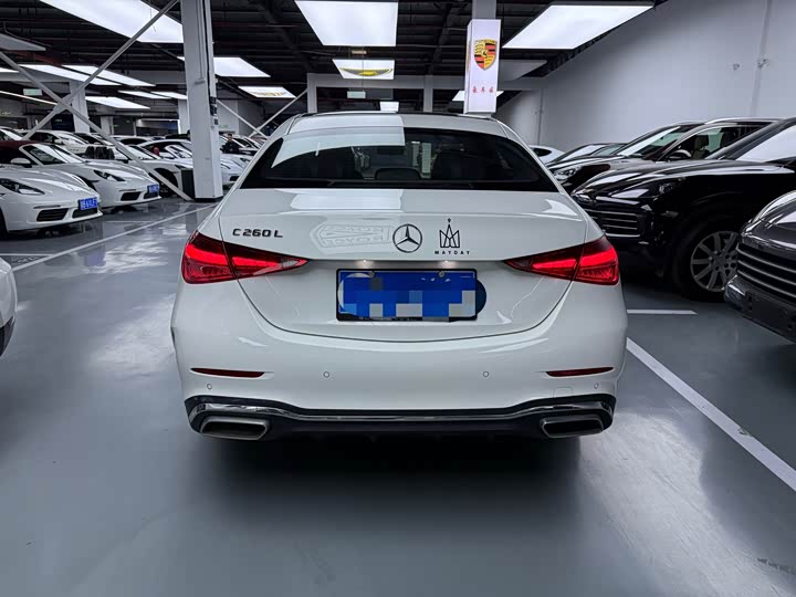 Фото 15 - Mercedes-Benz C-Class