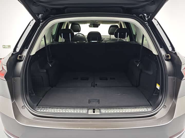 Фото 12 - Nio ES8