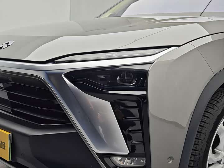 Фото 13 - Nio ES8