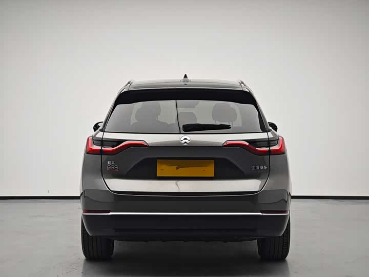 Фото 5 - Nio ES8