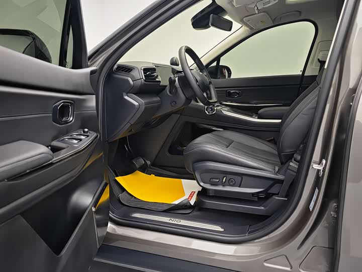Фото 7 - Nio ES8