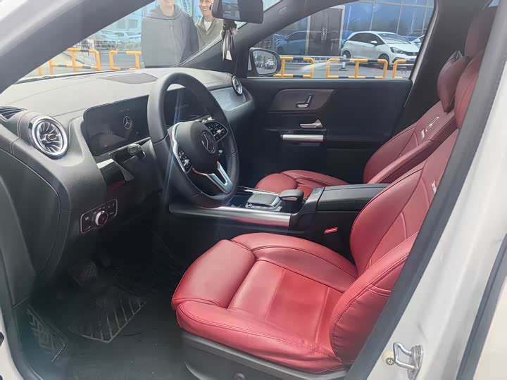 Фото 7 - Mercedes-Benz GLA-Class