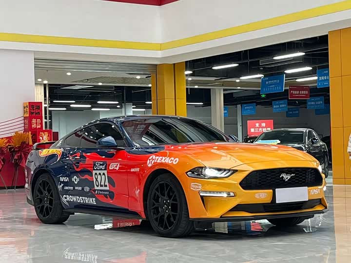 Фото 3 - Ford Mustang
