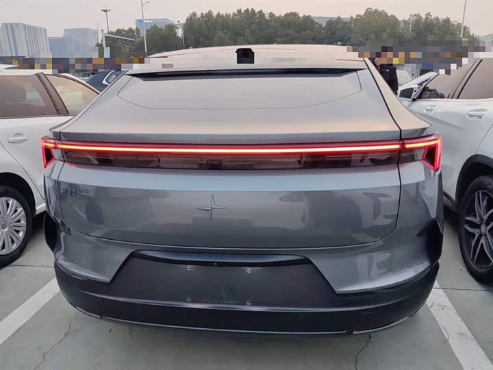 Фото 6 - Polestar 4