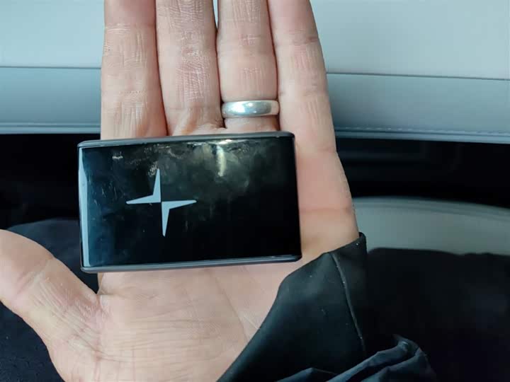 Фото 9 - Polestar 4