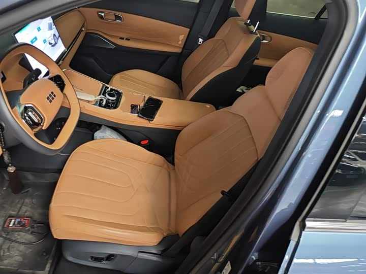 Фото 7 - Geely Galaxy Starship 7