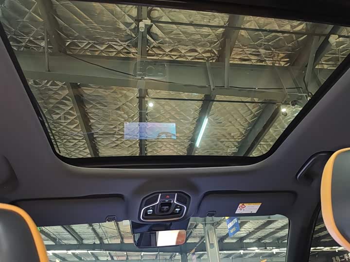 Фото 8 - Geely Galaxy Starship 7