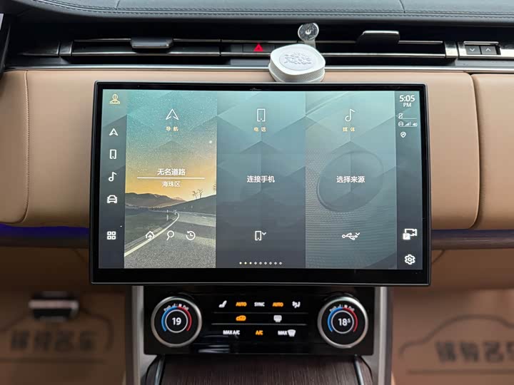 Фото 20 - Land Rover Range Rover