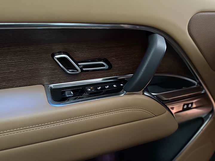 Фото 23 - Land Rover Range Rover