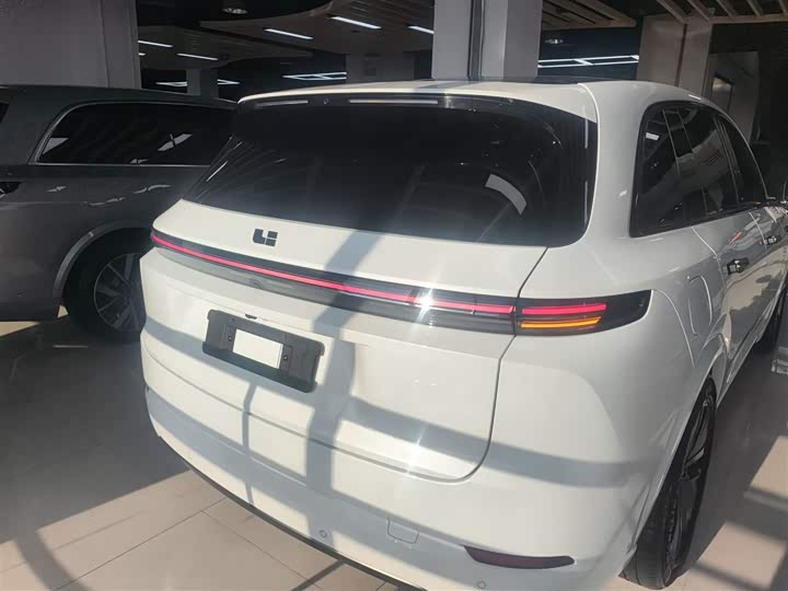 Фото 6 - LiXiang L7