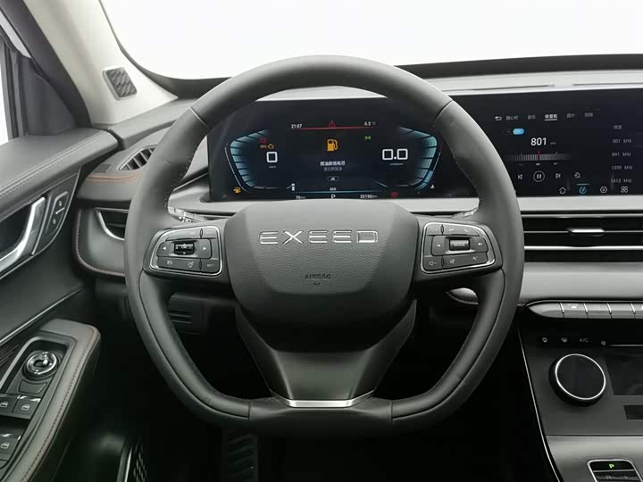 Фото 11 - Exeed LX