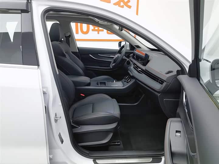 Фото 23 - Exeed LX