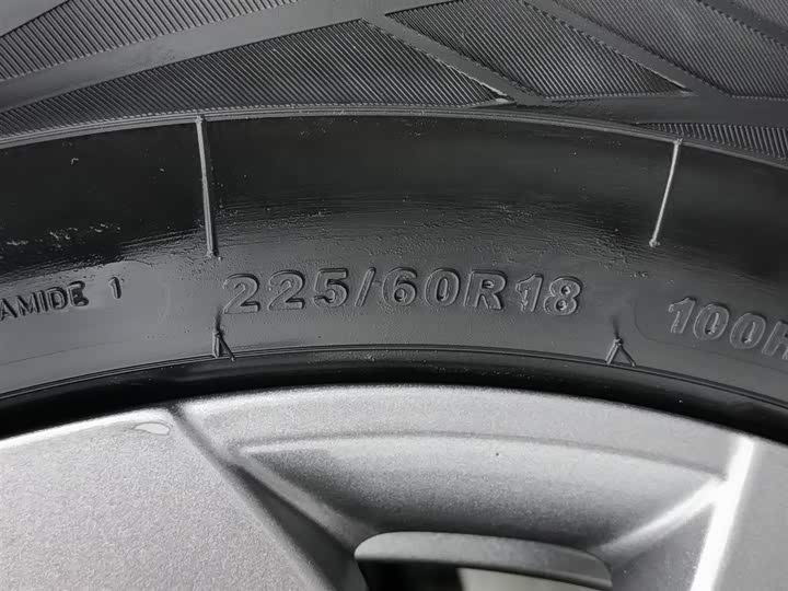 Фото 24 - Exeed LX