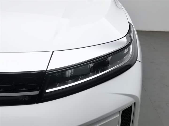 Фото 7 - Exeed LX