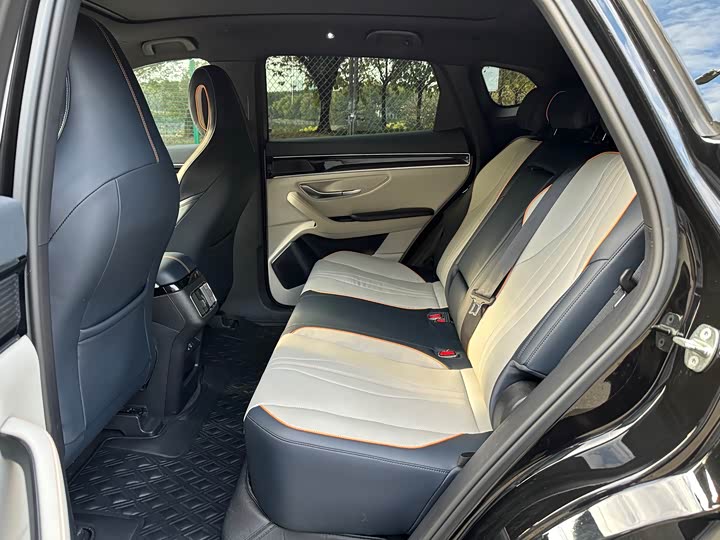 Фото 12 - BYD Song Plus Hybrid/EV