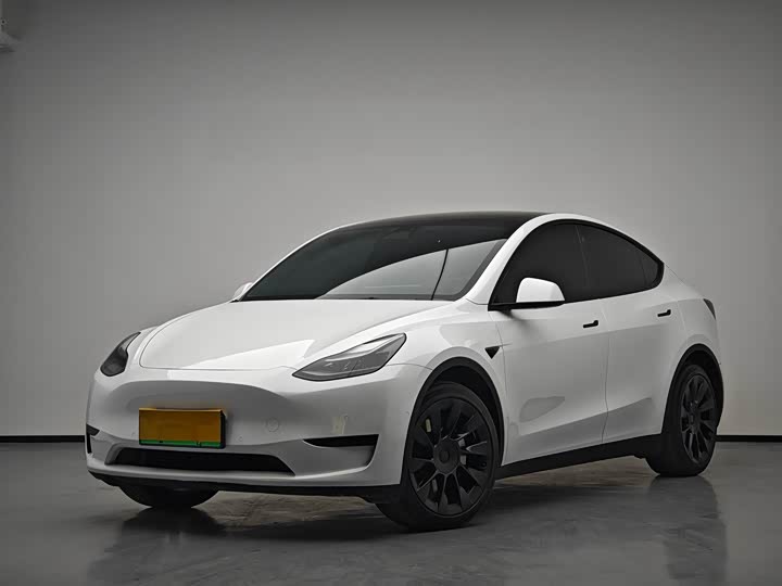 Фото 1 - Tesla Model Y