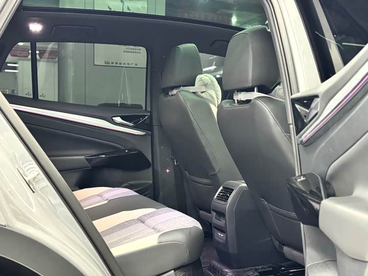 Фото 9 - Volkswagen ID.4 Crozz