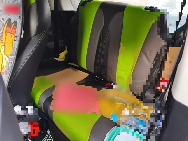 Фото 15 - Roewe Clever