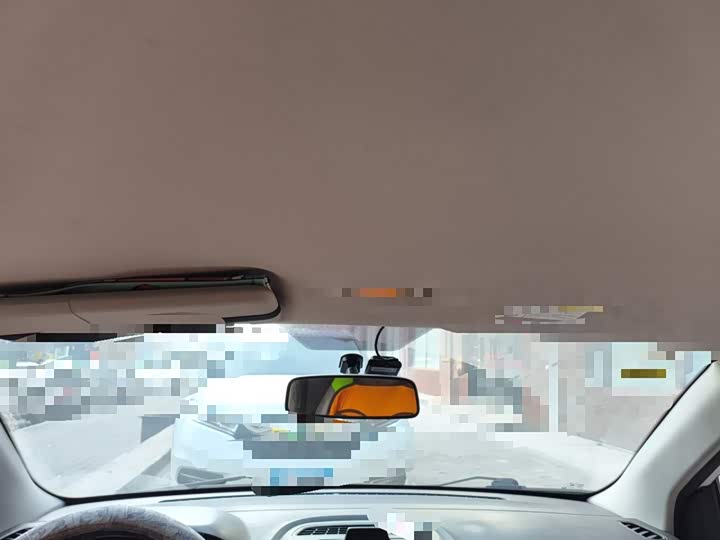 Фото 9 - Roewe Clever