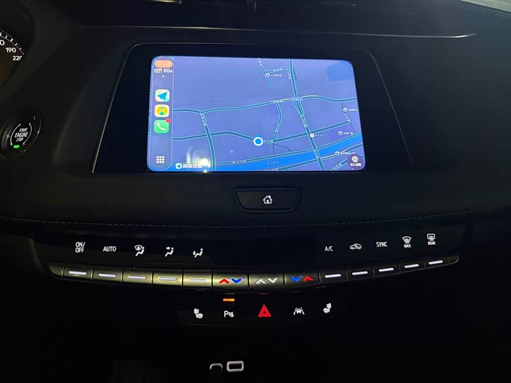 Фото 7 - Cadillac XT4