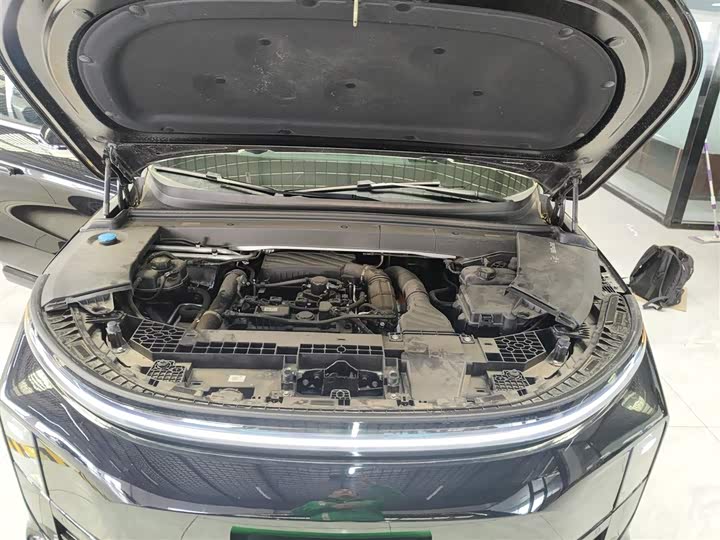 Фото 10 - LiXiang L6