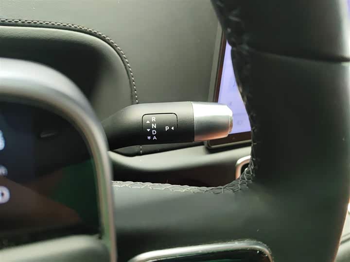 Фото 6 - LiXiang L6