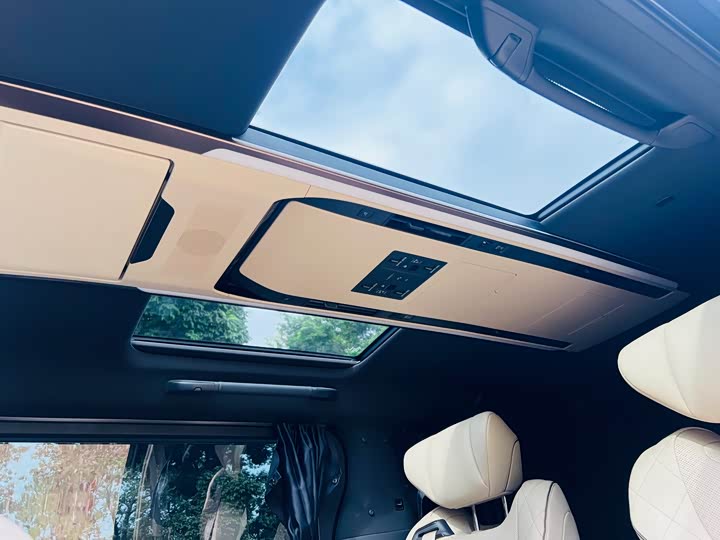 Фото 15 - Toyota Alphard