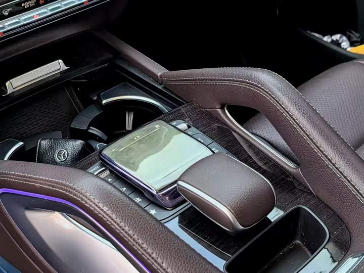 Фото 10 - Mercedes-Benz GLE-Class