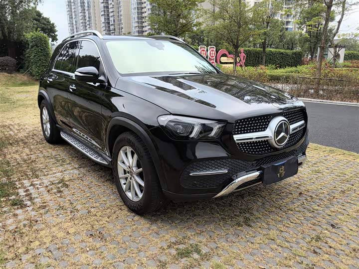 Фото 9 - Mercedes-Benz GLE-Class