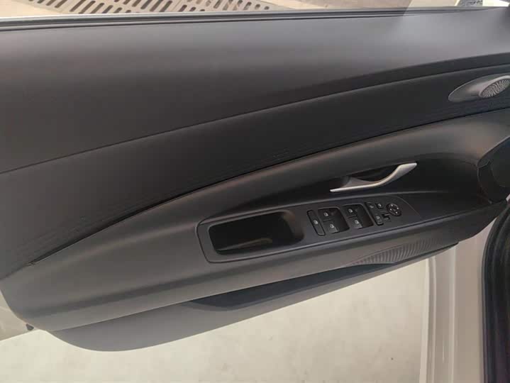 Фото 7 - Hyundai Elantra N line