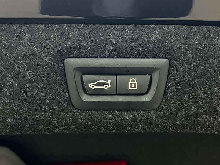 Фото 32 - BMW 5 Series