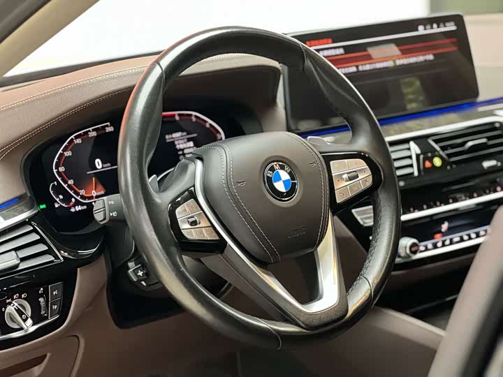 Фото 7 - BMW 5 Series