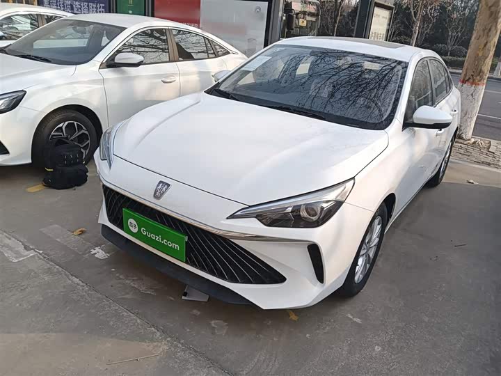 Фото 2 - Roewe i5