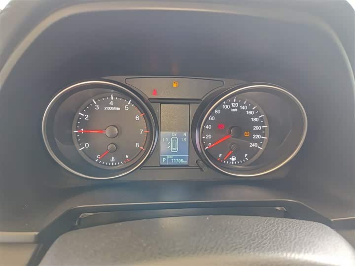 Фото 12 - Haval M6